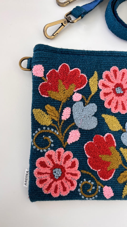 Andina Crossbody