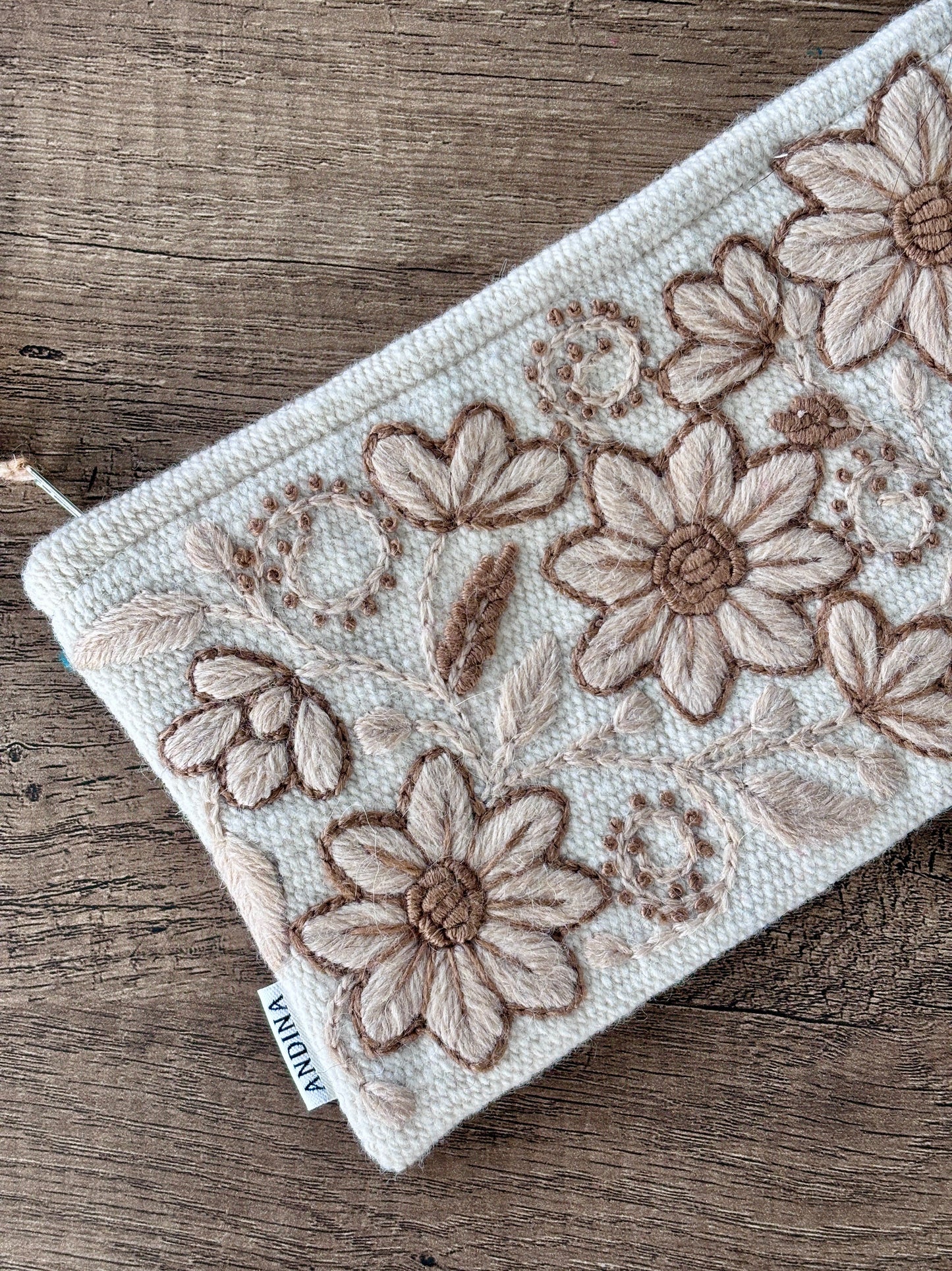 Cosmetic Pouch - Ivory/Brown