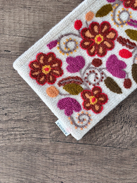 Cosmetic Pouch - Ivory