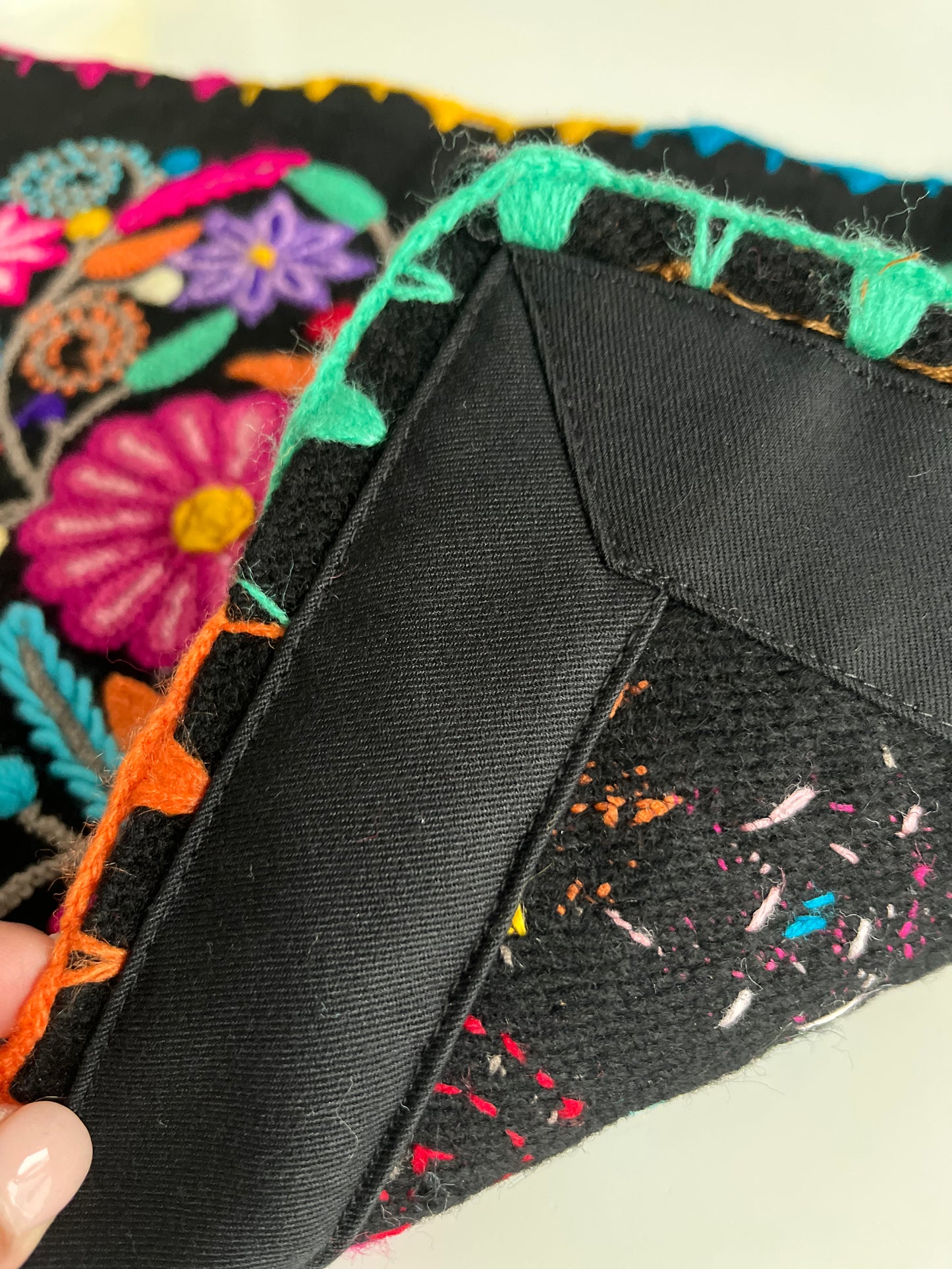 Tapestry (black)