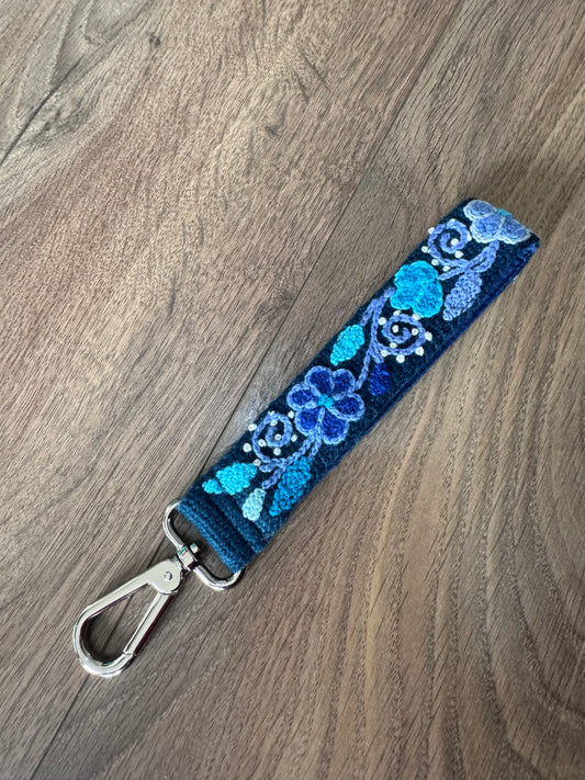 Wristlet strap keychain (B)