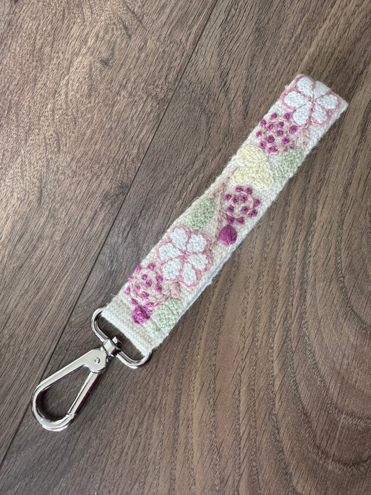 Wristlet strap keychain (K)